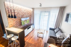 E-210_2020_pronajem_apartmany_Praha_Albertov_Rental_Apartments-01