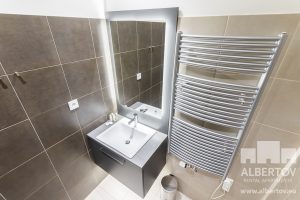 E-210_2020_pronajem_apartmany_Praha_Albertov_Rental_Apartments-08