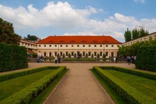 The Prague Castle Riding Hall: a unique exhibition area