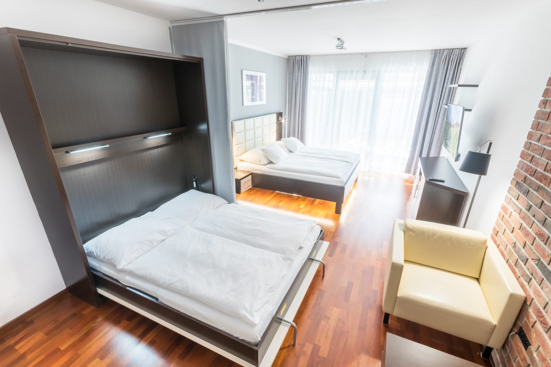 F1-101_Albertov (2020-03)-03