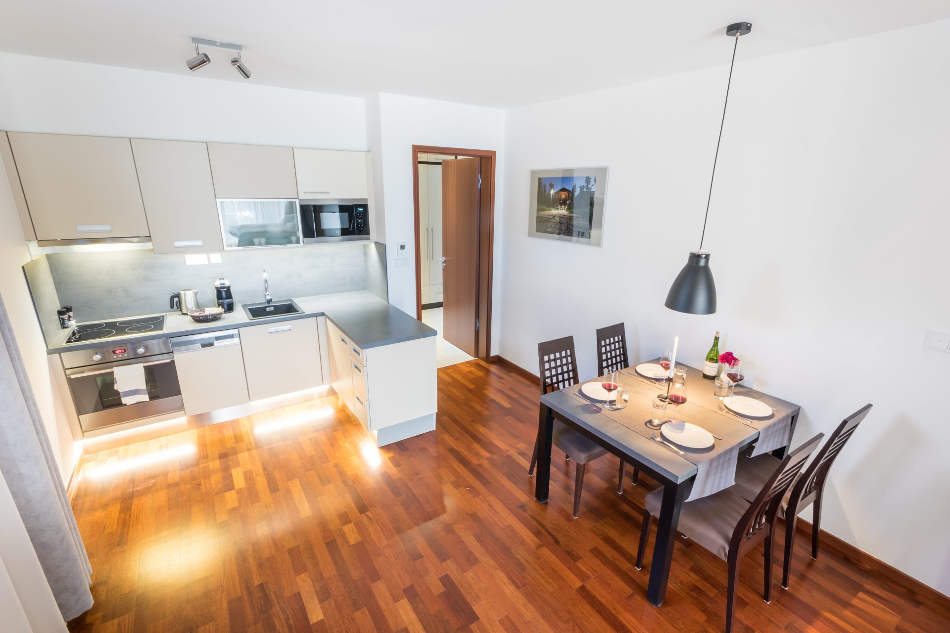 F1-101_Albertov (2020-03)-09