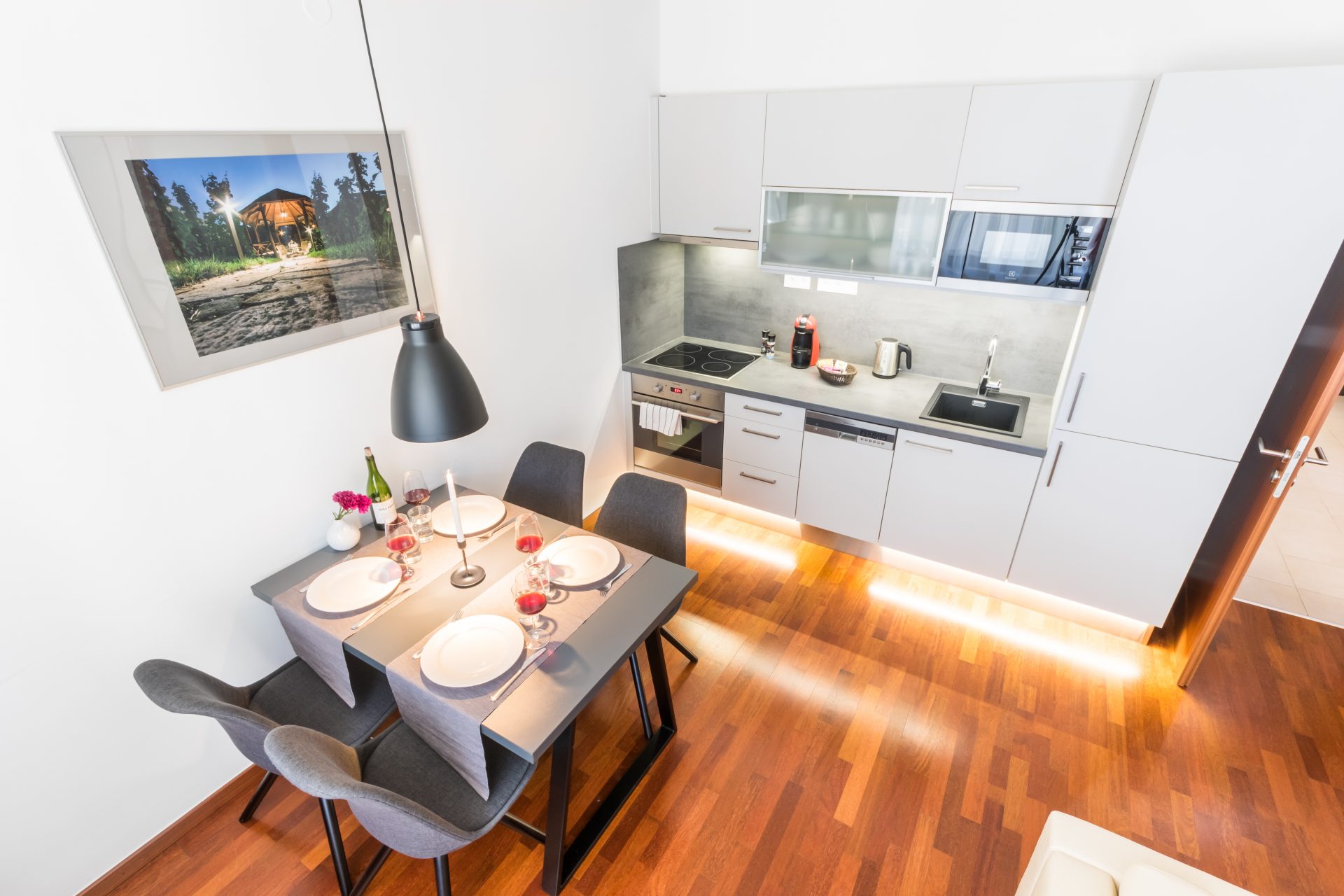 F1-212_Albertov (2020-04)-05