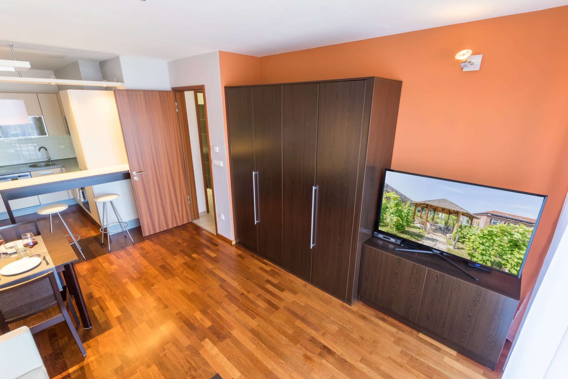 F2-620_Albertov (2020-03)-05