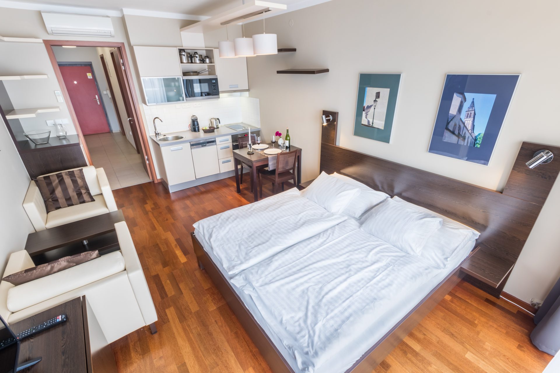 F1-744_Albertov (2020-05)-04