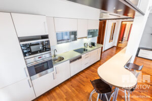 E-632_2021_pronajem_apartmany_Praha_Albertov_Rental_Apartments-07