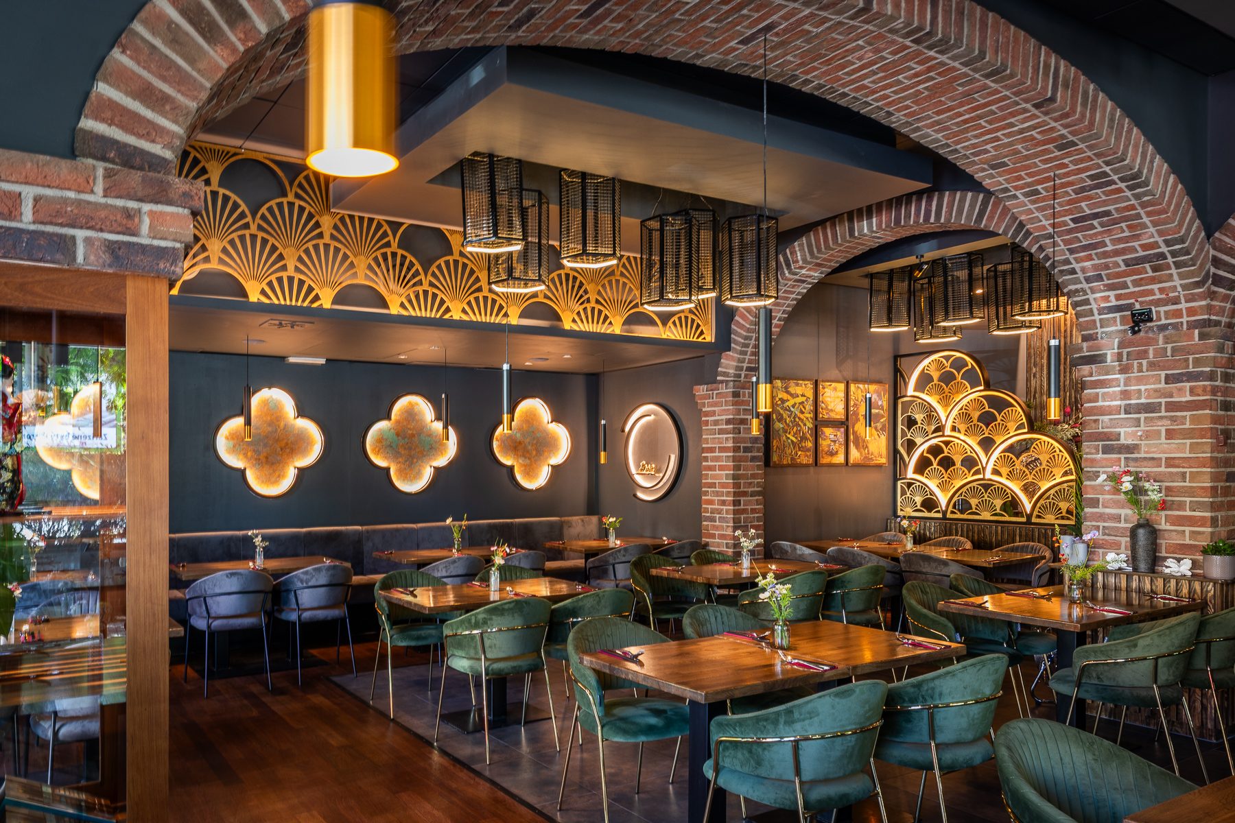 Yuzu asian fusion restaurant Albertov