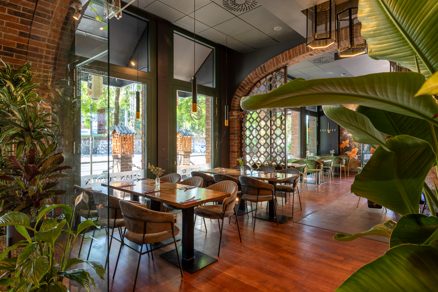 Yuzu asian fusion restaurant Albertov